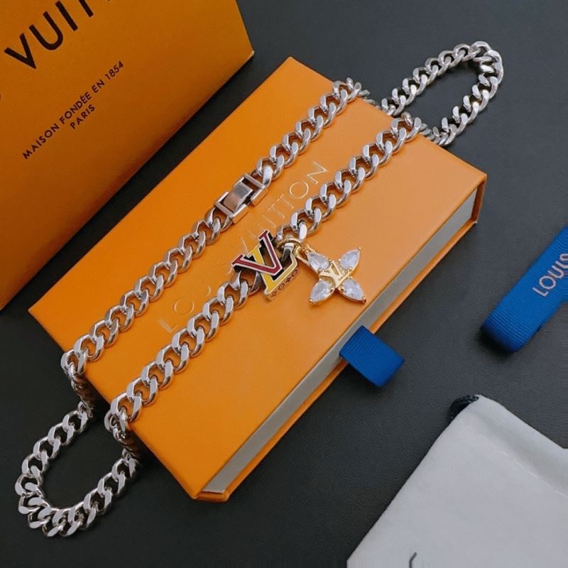 Louis Vuitton Necklaces